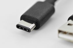 ASSMANN DK-300136-018-S :: USB Type-C кабел, USB-C М - USB-А М, 480 Mbps, 1.8 м